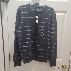 GAP Men's Dark Gray Striped V-Neck Sweater Medium NwT